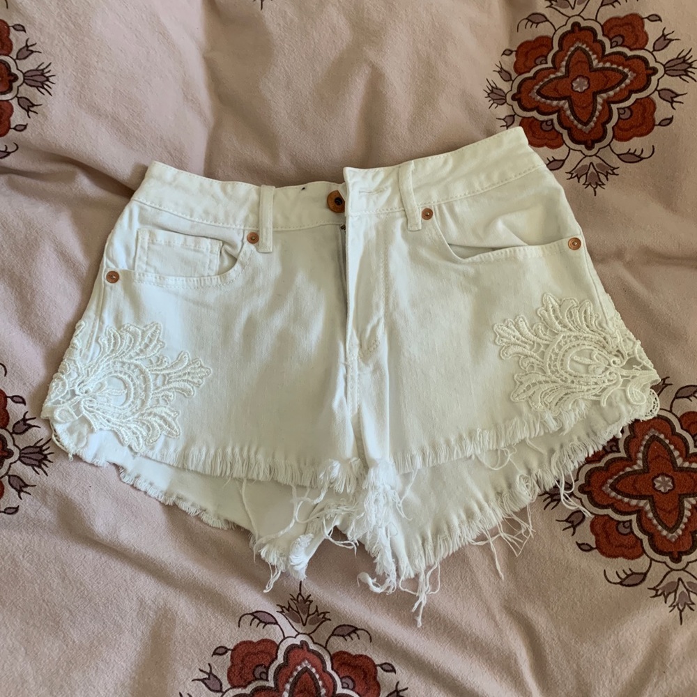 Pacsun Bullhead White Lace Jean Shorts